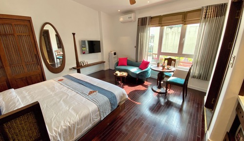 Junior Apartment, City View