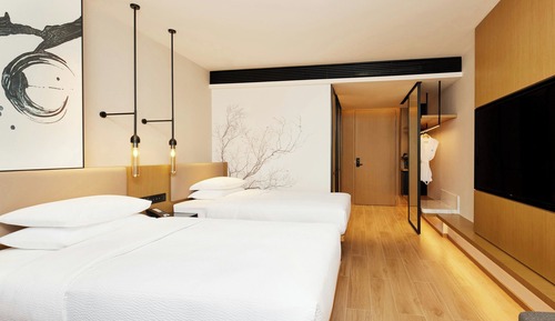 Standard Room, 2 Twin Beds, City View