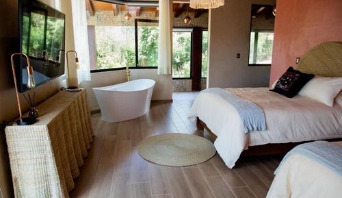 Quadruple Room, Lake View