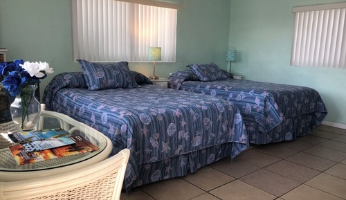 Classic Room, 2 Queen Beds, Garden View