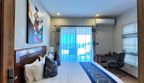 Family Apartment, Balcony, Mountain View