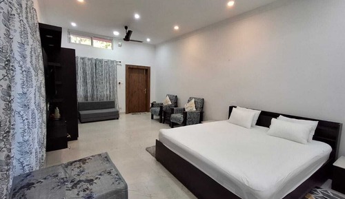 Deluxe Room, Garden View