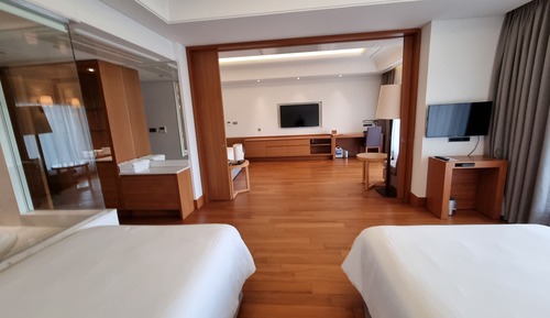 Family Suite, Park View
