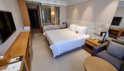 Superior Double Room, City View