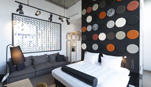 Suite (Offbeat)