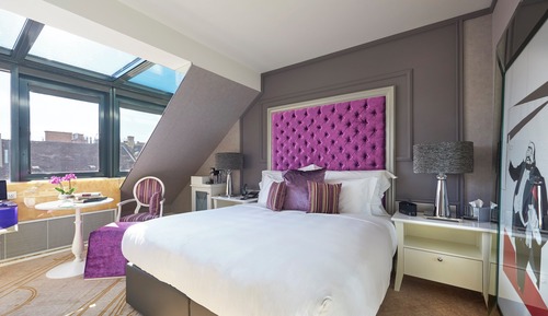 Room (Sun)