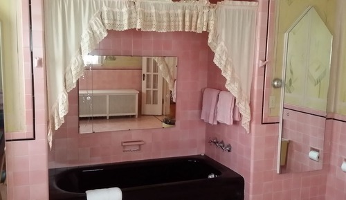 Standard Room, 1 Queen Bed (Gatsby Room)