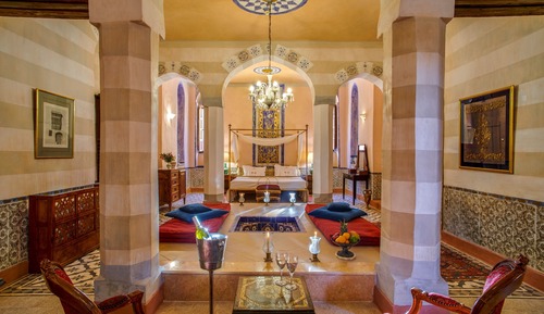 luxury suite