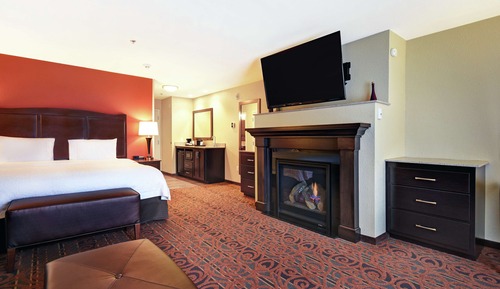 Suite, 1 King Bed, Non Smoking