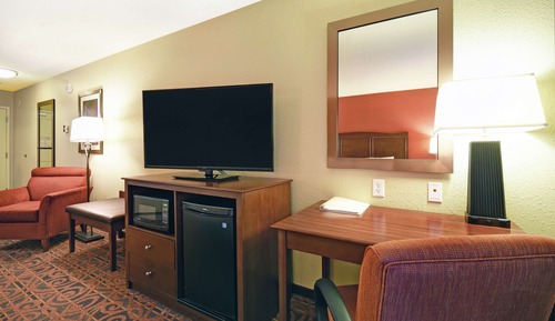 Suite, 1 King Bed, Non Smoking, Jetted Tub