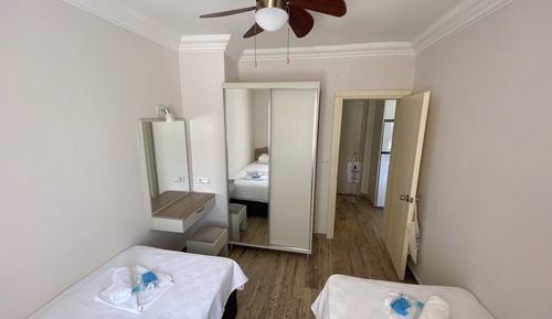 Junior Apartment, Kitchen, Pool View