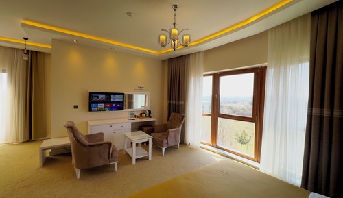 Deluxe Double Room, Valley View