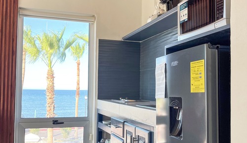 Deluxe Studio, Beach View