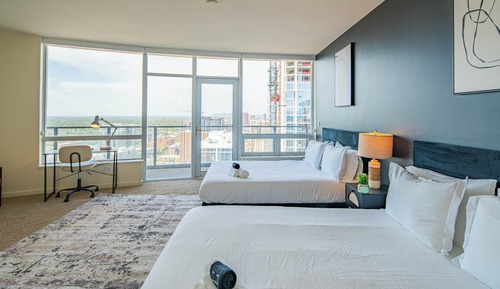 Deluxe Apartment, 2 Bedrooms, Refrigerator & Microwave