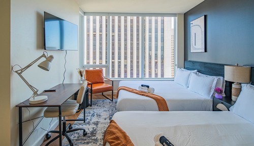 Luxury Apartment, 2 Bedrooms, Non Smoking, Pets Allowed