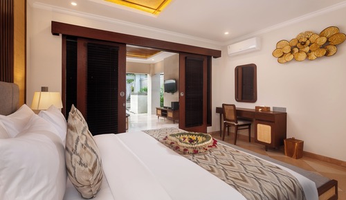 Deluxe Villa with Free Daily Afternoon Tea