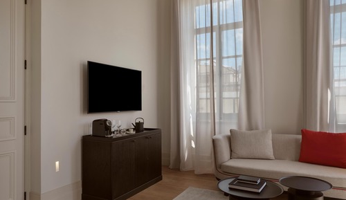 One Bedroom Suite
