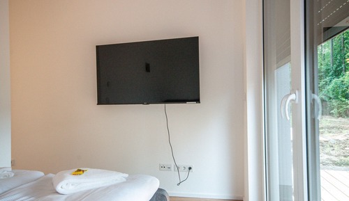 Deluxe Apartment, Accessible, Private Bathroom (Studio)