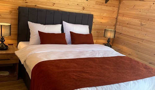 Basic Bungalow, 1 Bedroom, Partial Sea View, Mountainside