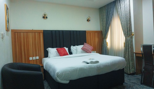 Economy Single Room, City View