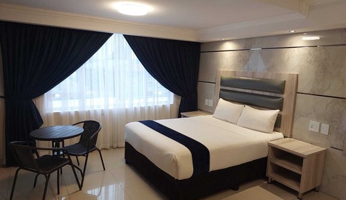 Deluxe Single Room