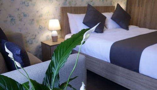 Deluxe Room, Balcony
