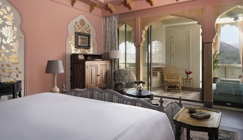 Landmark Room, 1 King Bed