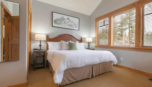 Signature Cottage, 2 Bedrooms, Kitchen, Mountainside