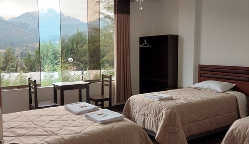 Classic Triple Room, Mountain View