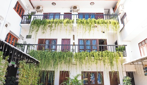 Family Triple Room, City View