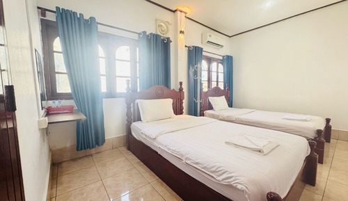 Basic Double or Twin Room, City View
