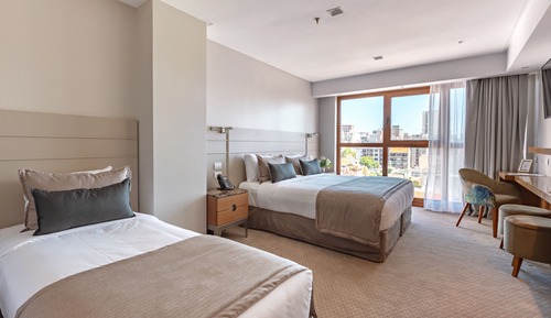 Deluxe Triple Room, City View