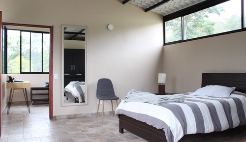 Luxury Cabin, 2 Bedrooms, 2 Bathrooms, Mountain View