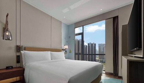 Deluxe Room, 1 King Bed