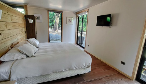 Deluxe Cabin, 1 King Bed, Patio, Mountain View