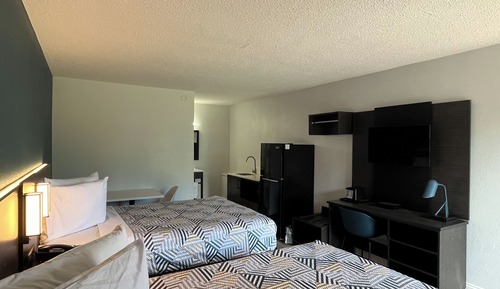 Standard Room, 2 Double Beds, Non Smoking, Kitchenette