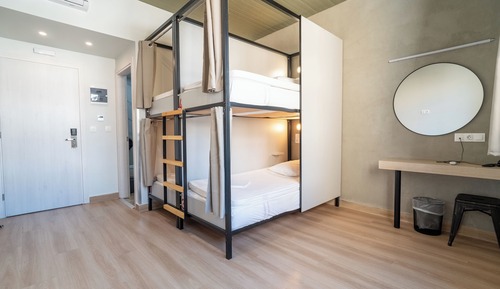 Comfort Quadruple Room
