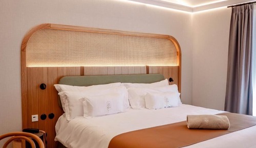 Superior Room, City View