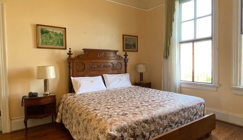 Deluxe Suite, 1 King Bed