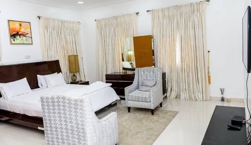 Exclusive Room