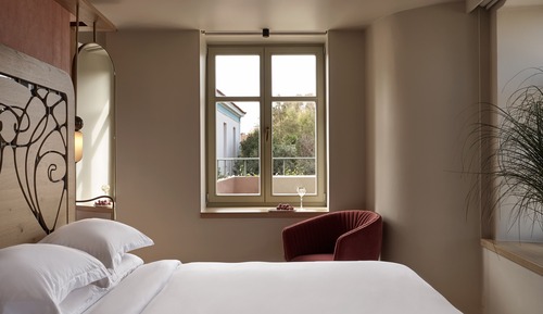 Junior Suite with Outdoor Hot Tub