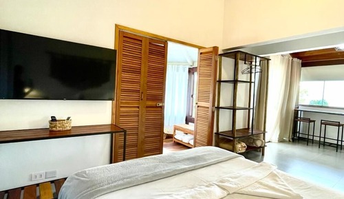 Deluxe Suite, Jetted Tub, Sea View