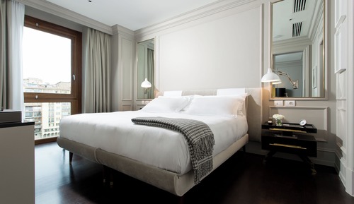 Superior Suite, River View
