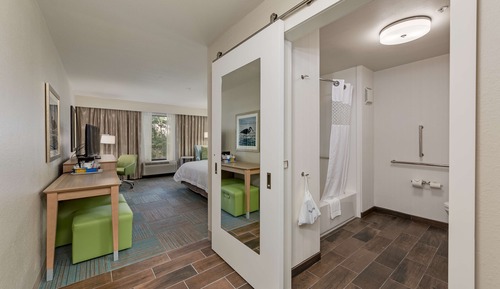 Room, 1 King Bed, Accessible