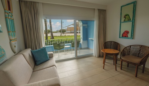 Junior Suite (Near Beach)