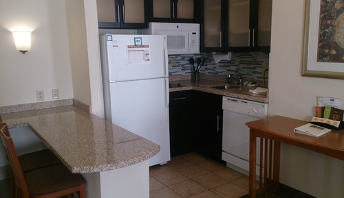 Suite, 2 Bedrooms, Kitchen