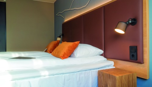 Standard Room, 1 King Bed