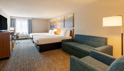 Suite, 2 Queen Beds, Non Smoking