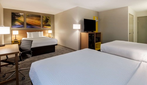 Suite, Multiple Beds, Non Smoking