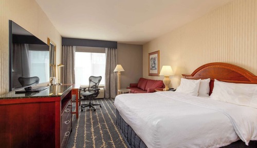 Room (Drinks & Snacks)